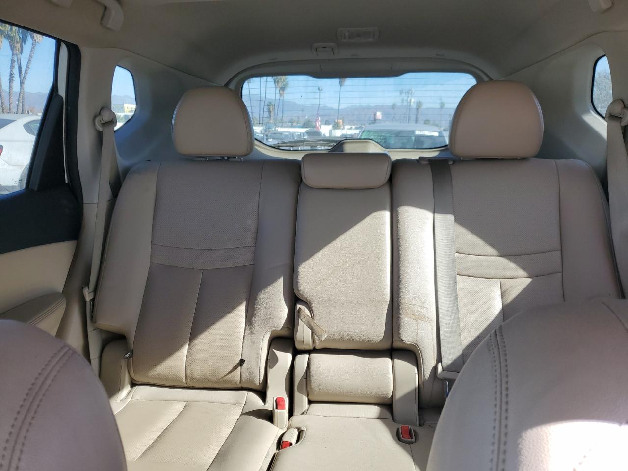 5N1AT2MTXJC820495 NISSAN ROGUE 2018