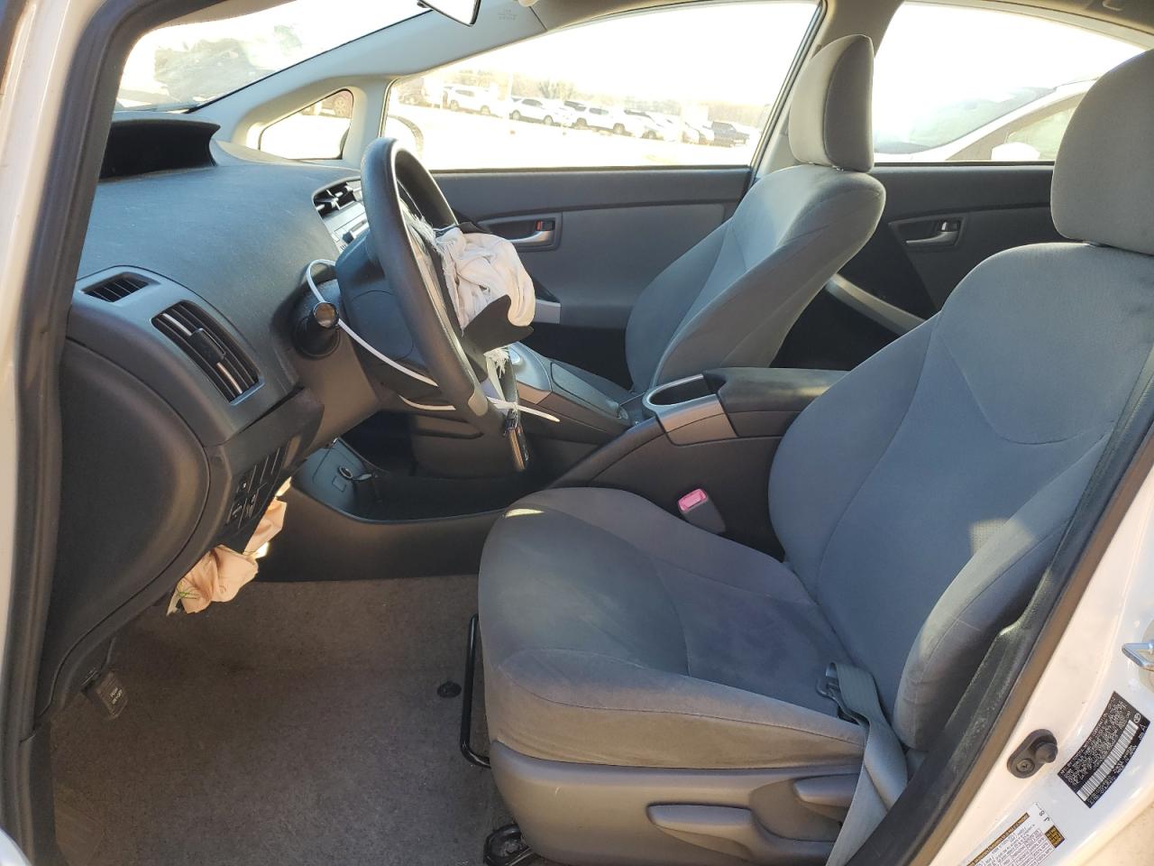 2012 Toyota Prius - Image 7
