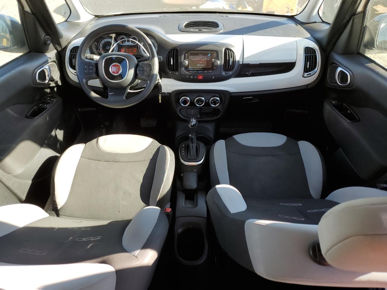 VIN ZFBCFAAH1FZ030573 2015 FIAT 500 no.8