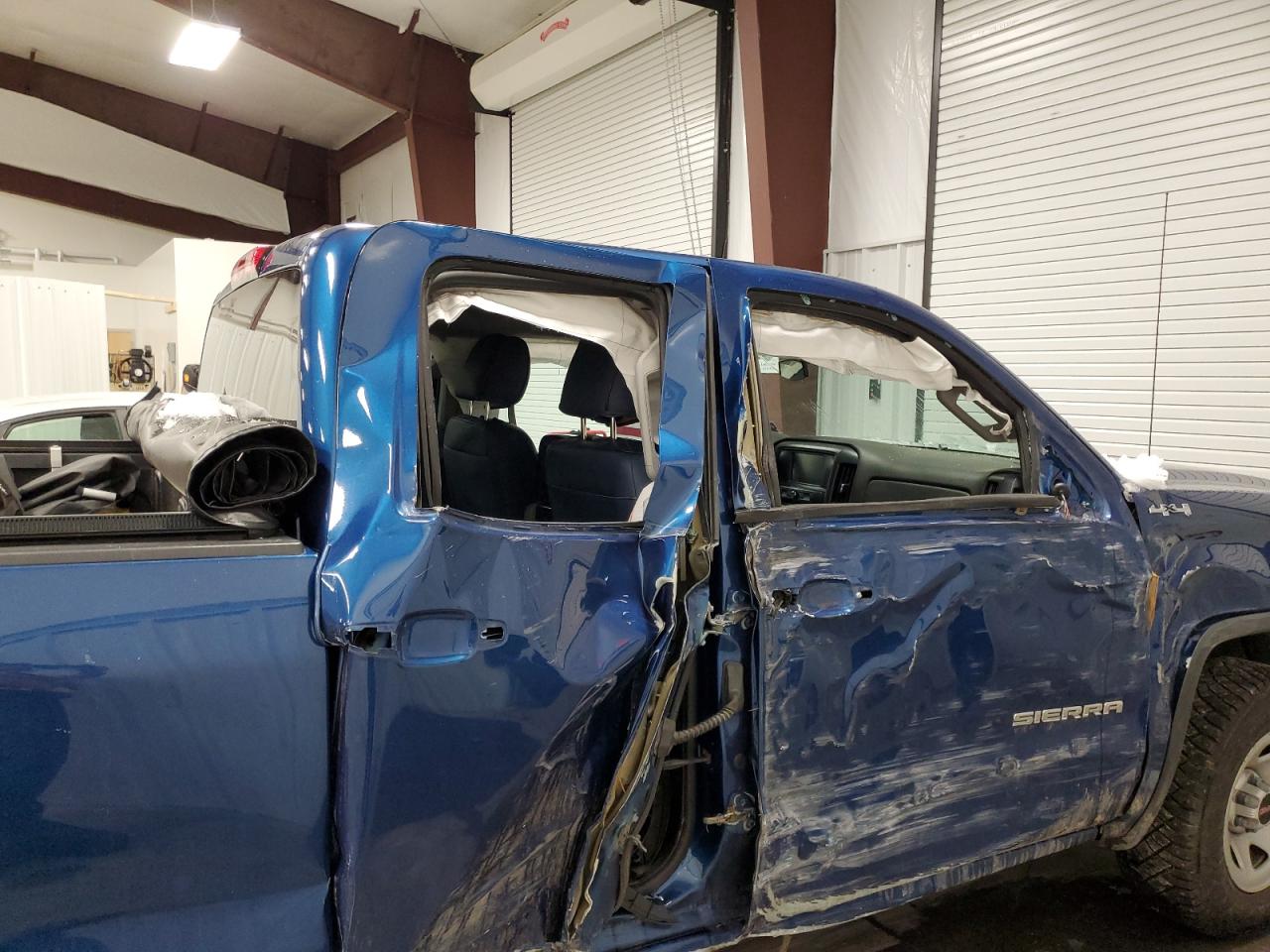2019 GMC Sierra - Image 10