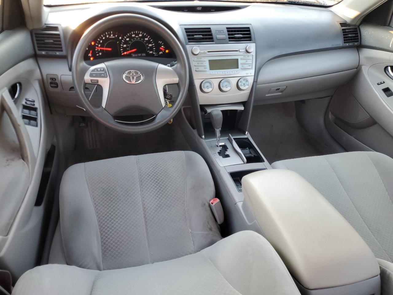 2009 Toyota Camry - Image 8