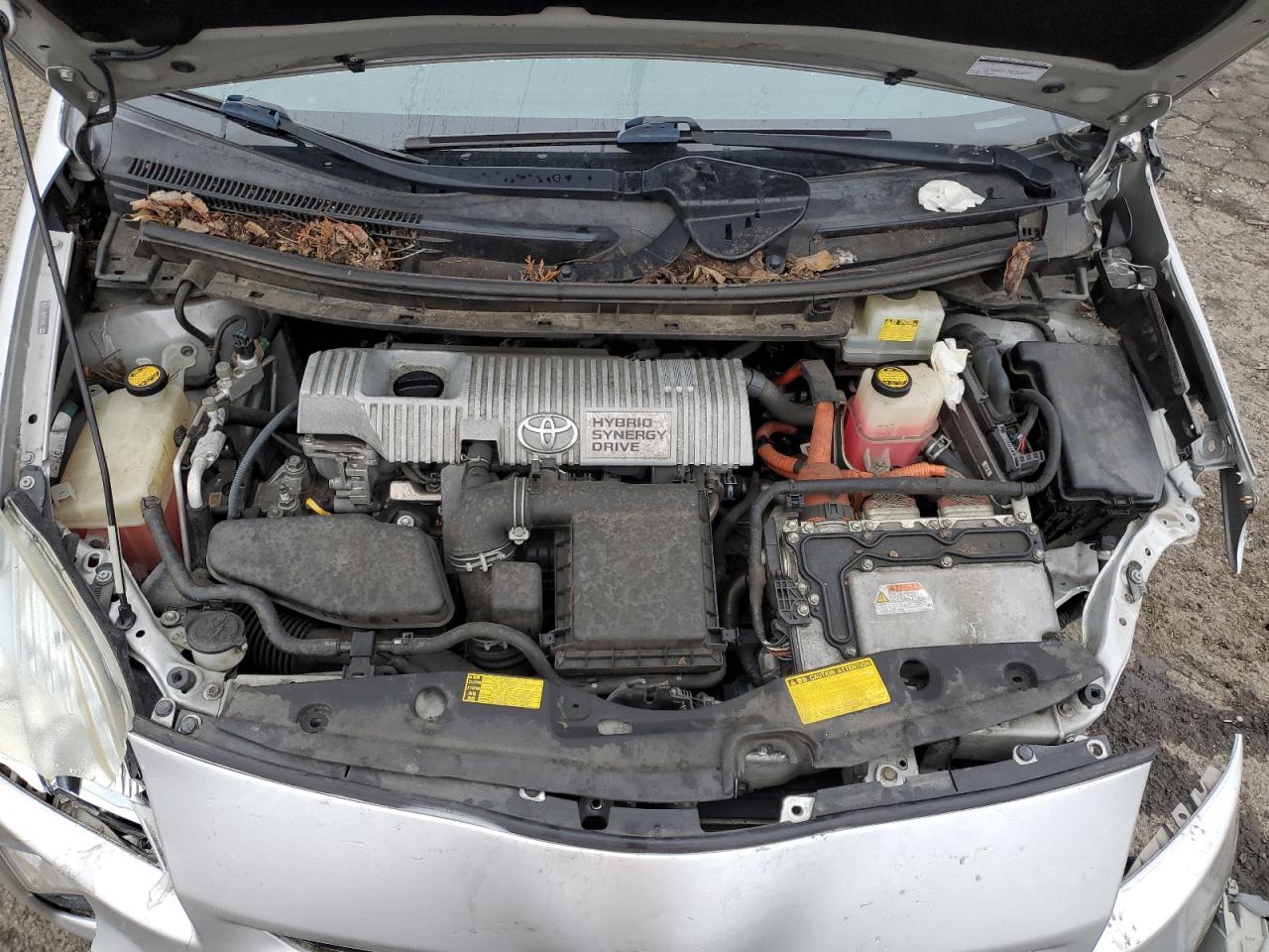 2010 Toyota Prius - Image 13