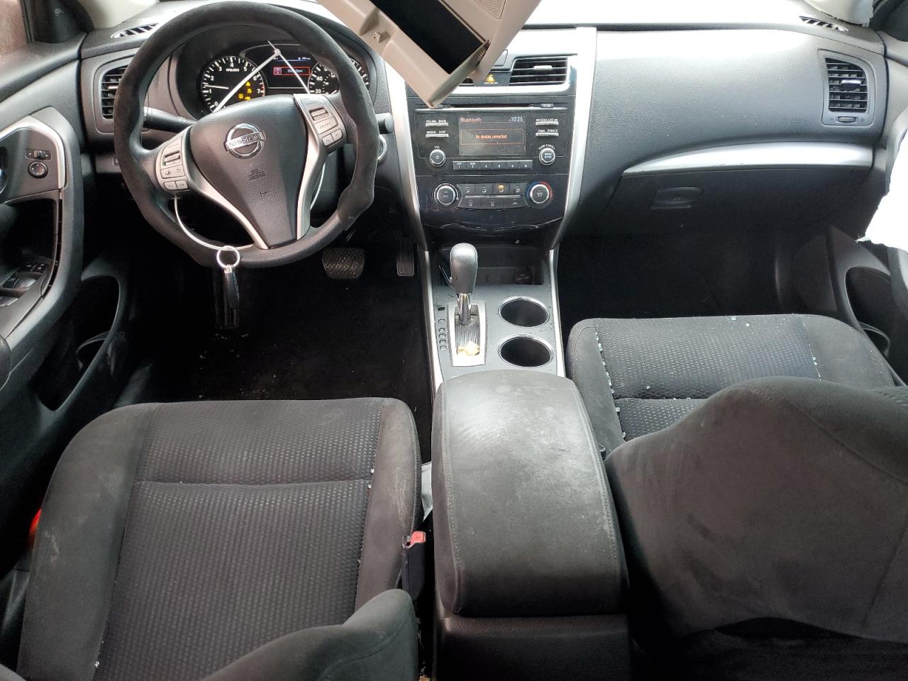 2015 Nissan Altima - Image 8