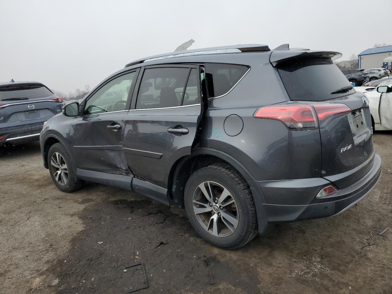 2017 Toyota RAV 4 - Image 2