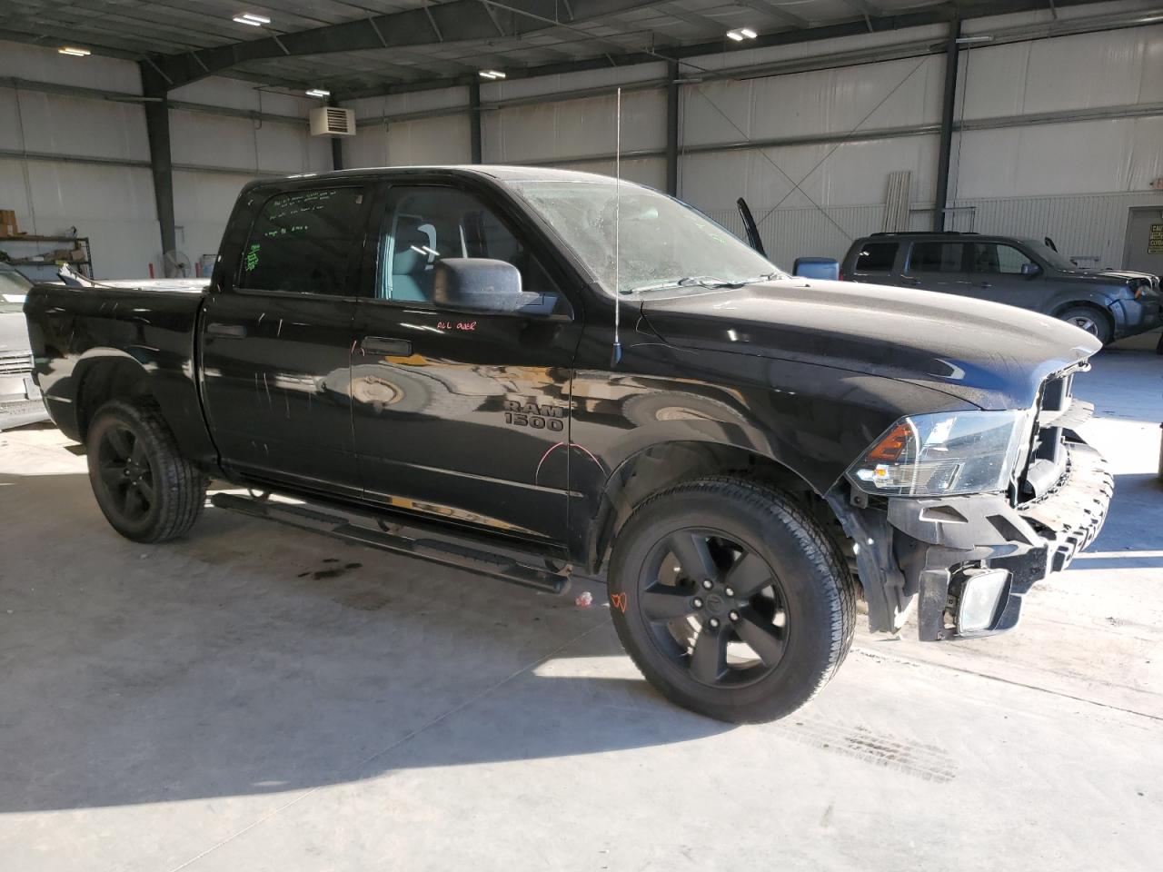2018 RAM 1500 - Image 4