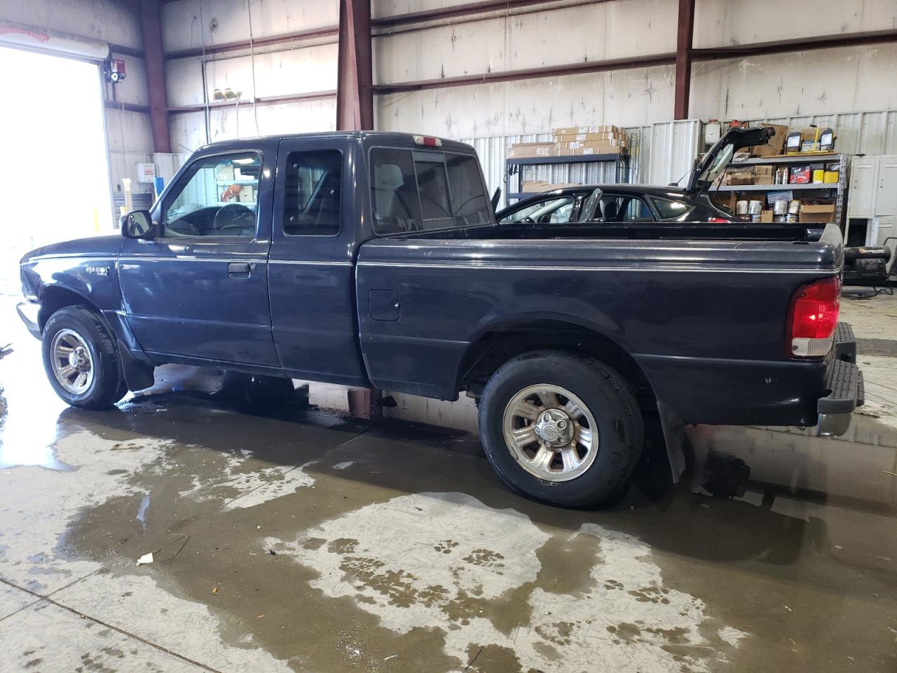2000 Ford Ranger - Image 2