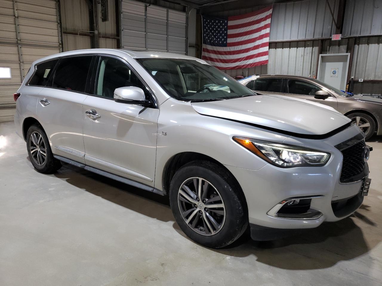 2018 Infiniti QX60 - Image 4