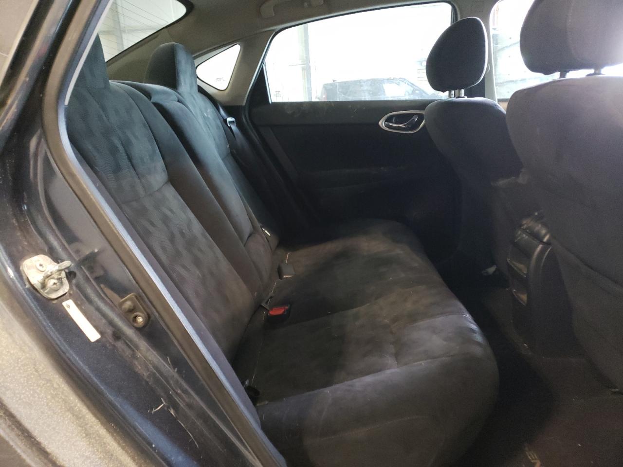 2013 Nissan Sentra - Image 10
