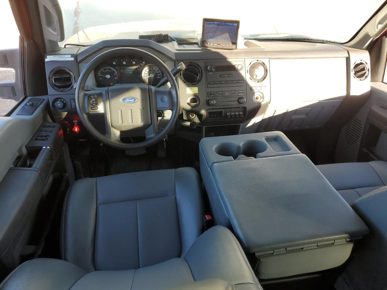 2015 Ford F450 - Image 8
