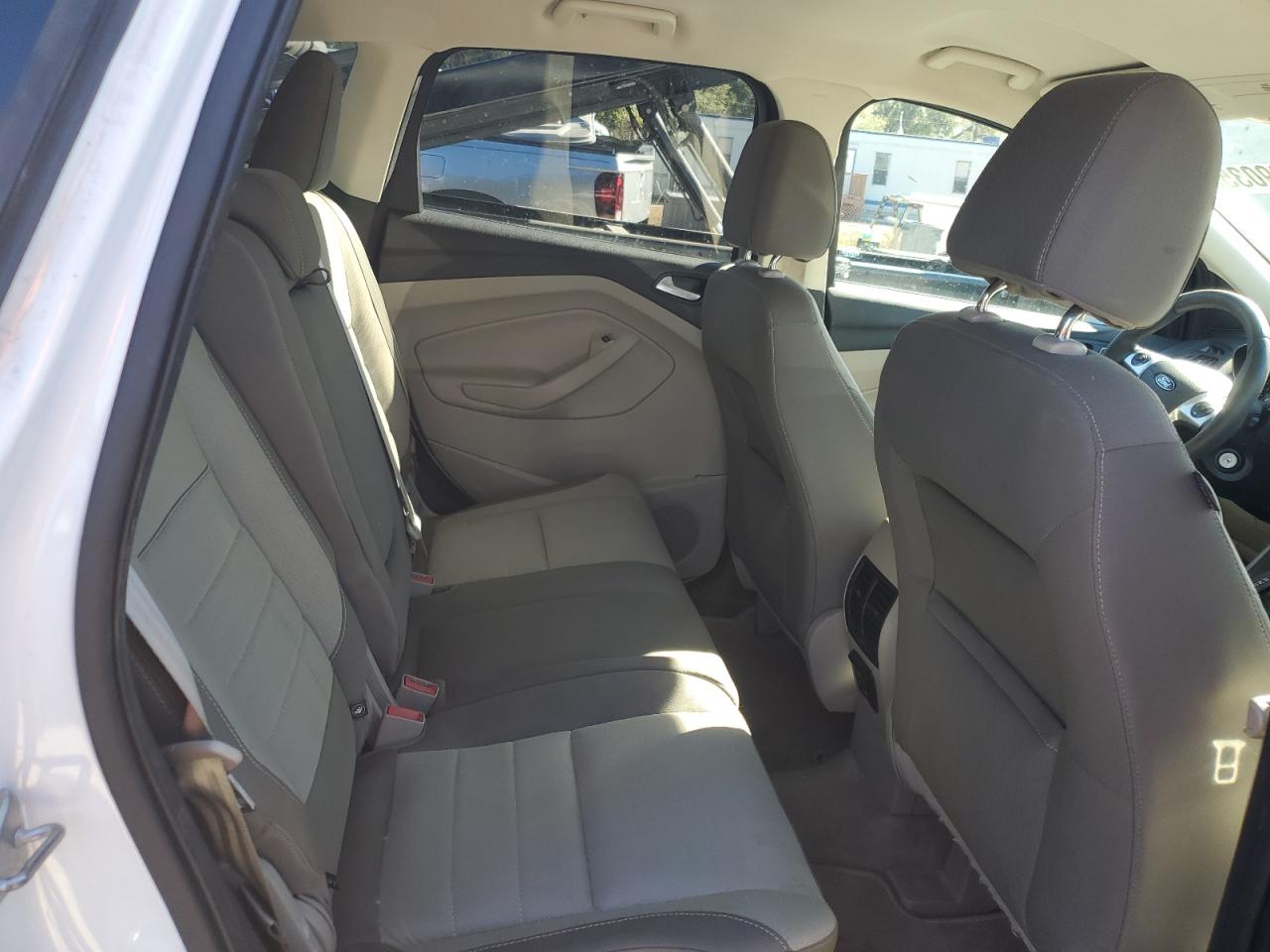 2015 Ford Escape - Image 11