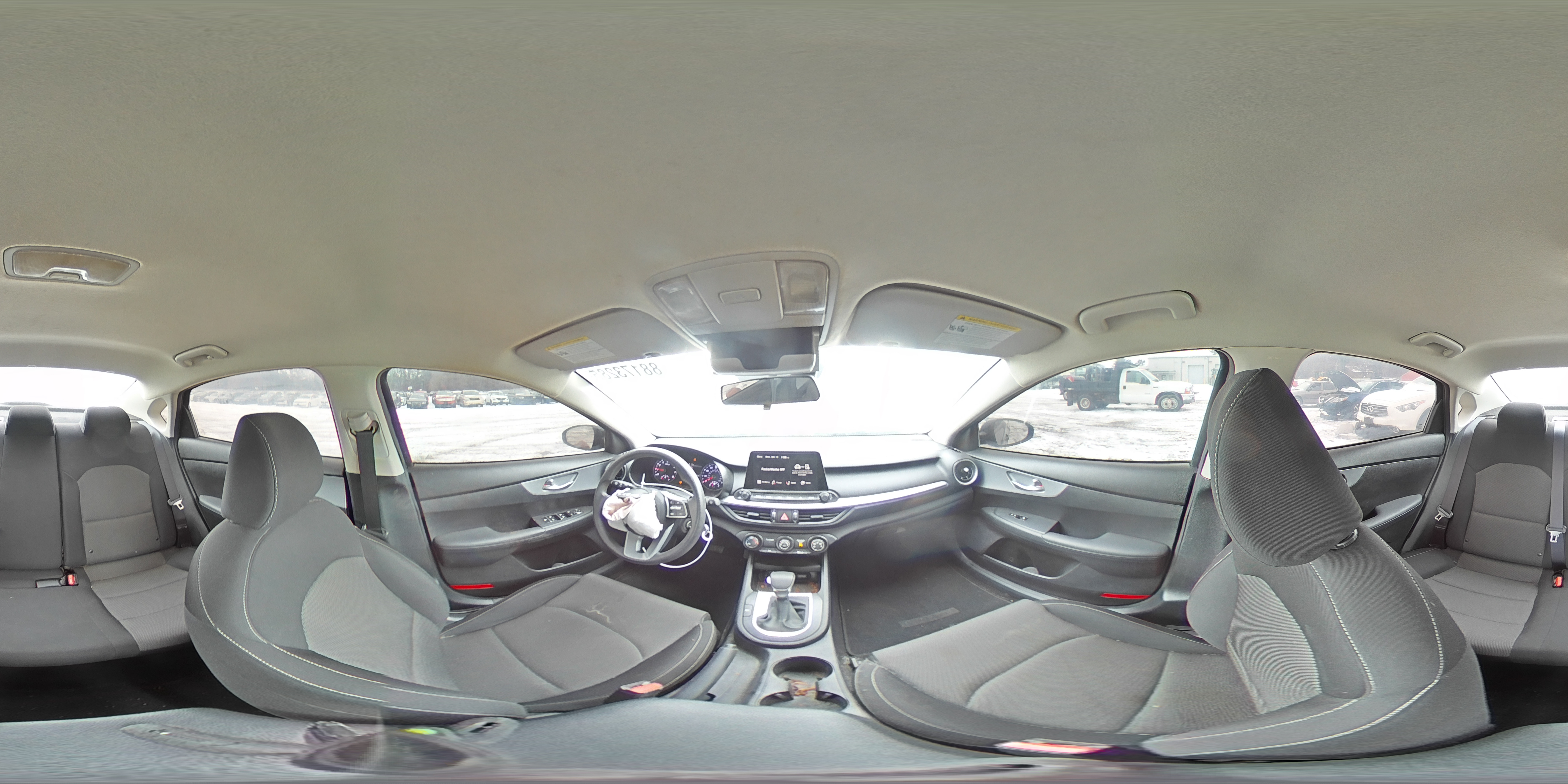 2023 Kia Forte - Image 13