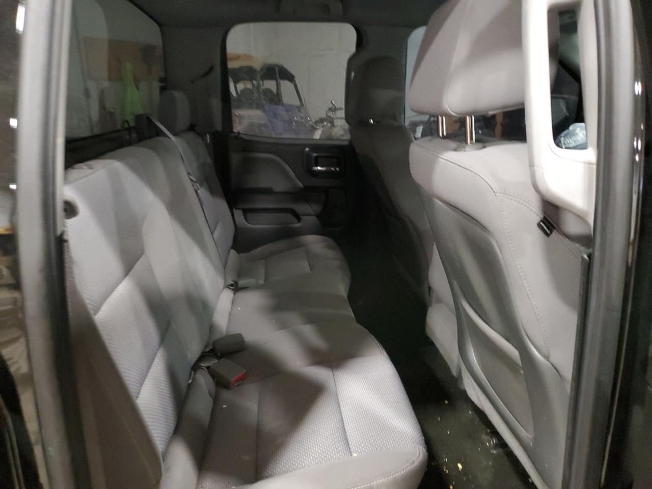 2014 Chevrolet Silverado - Image 11