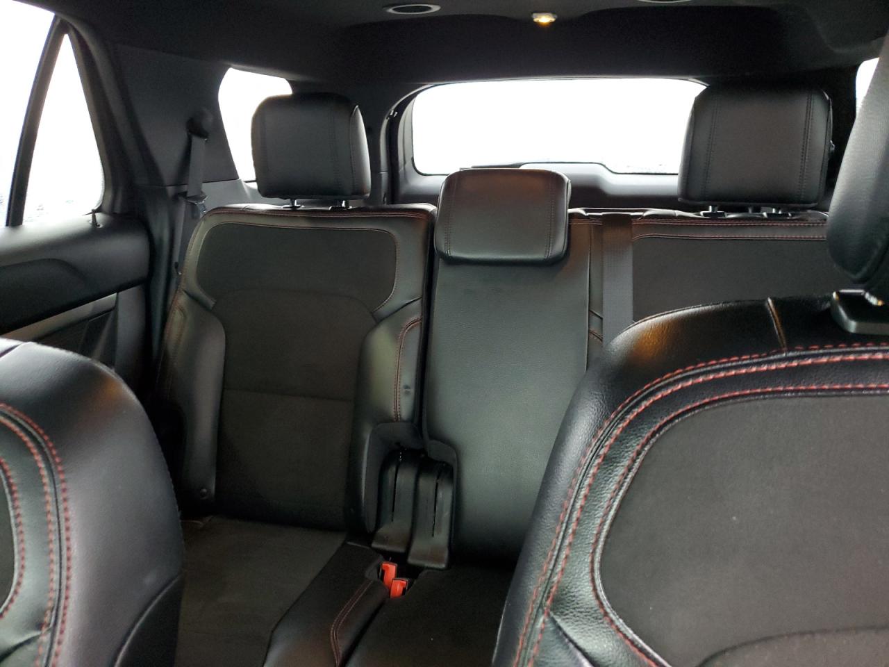 2018 Ford Explorer - Image 10