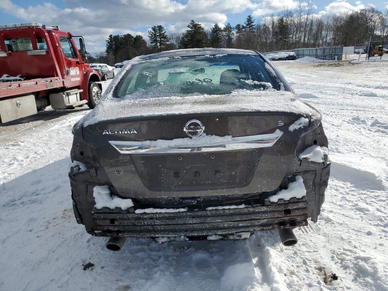 2015 Nissan Altima - Image 6