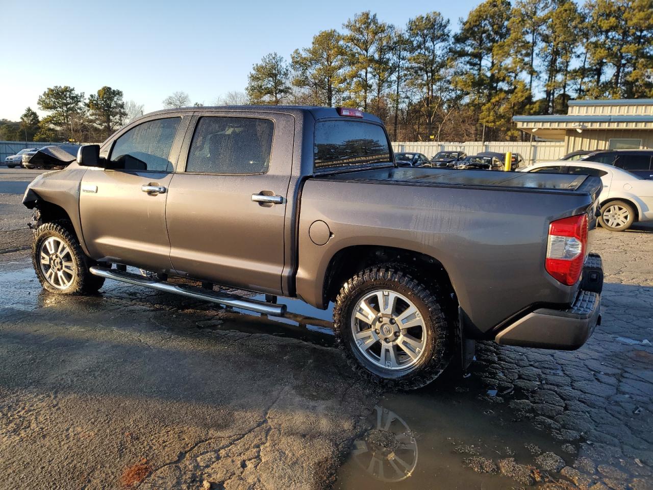 5TFAY5F11HX633801 TOYOTA TUNDRA 2017