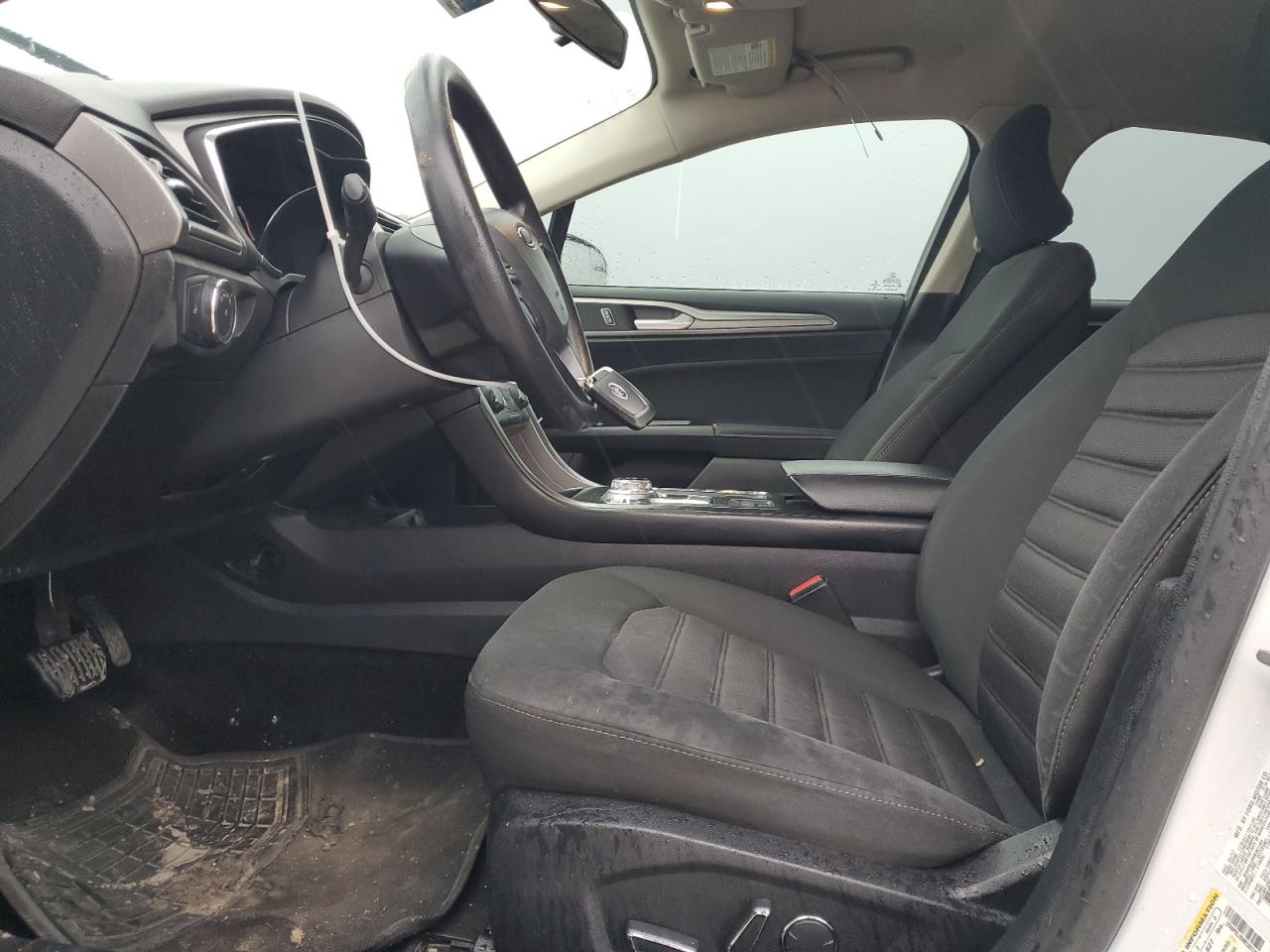 3FA6P0LU9HR385189 FORD FUSION 2017