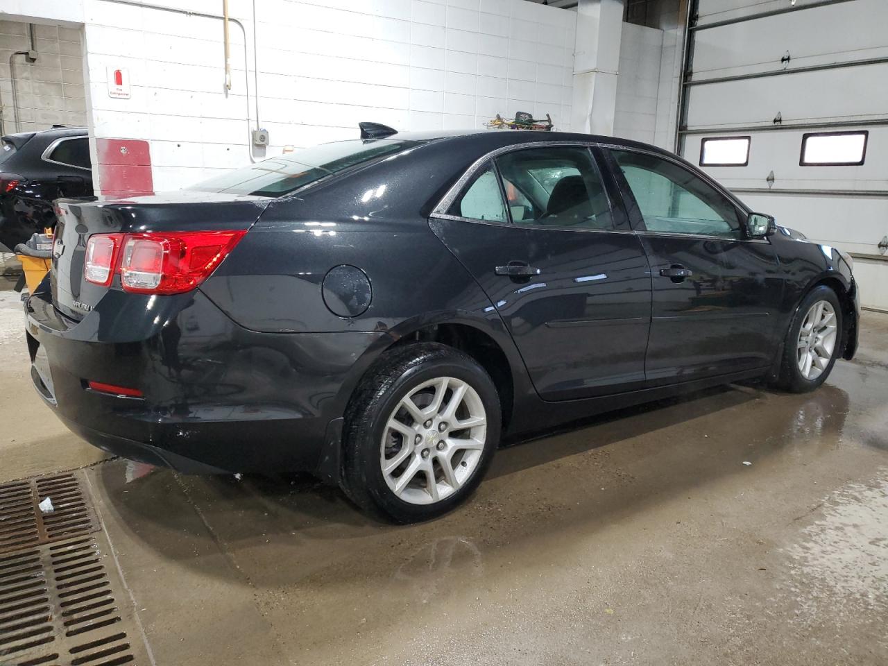2015 Chevrolet Malibu - Image 3