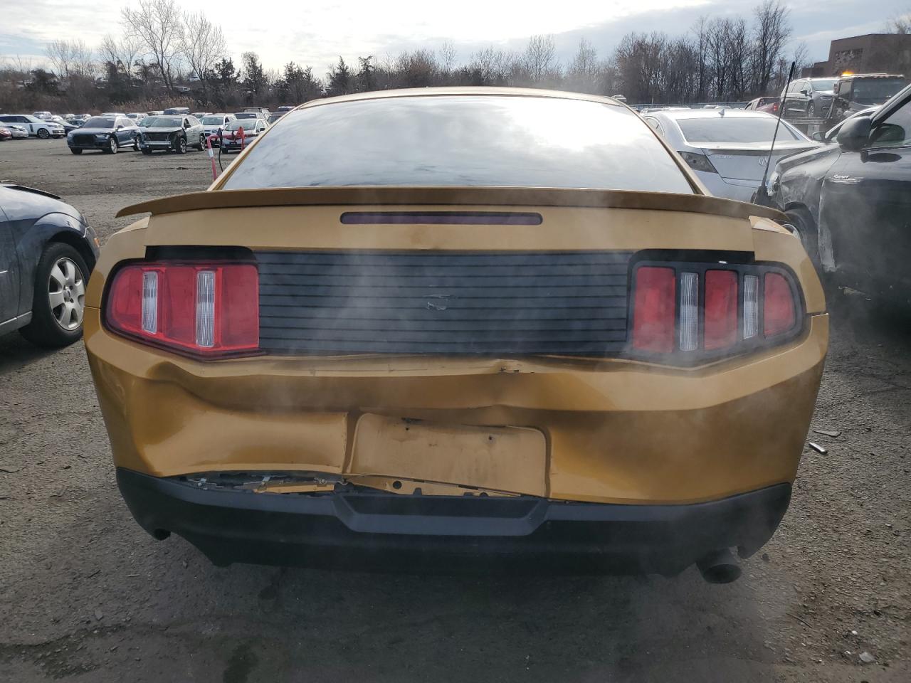 2010 Ford Mustang - Image 6