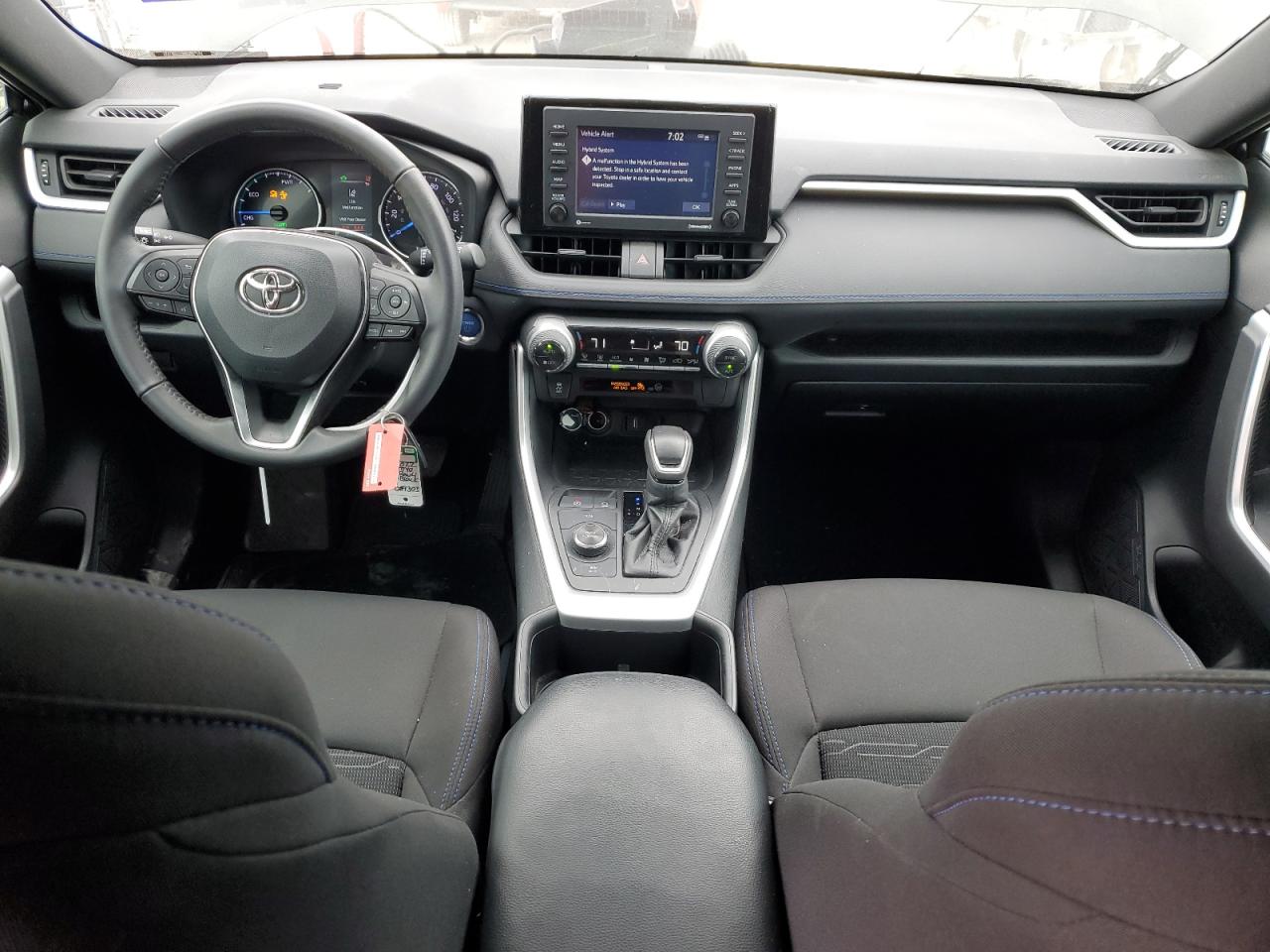 2022 Toyota RAV 4 - Image 8