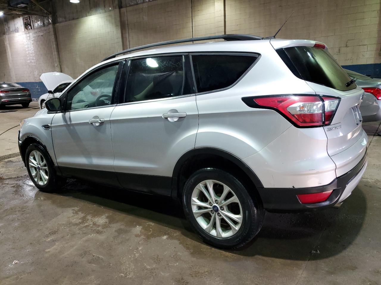 1FMCU0GD7JUC77065 FORD ESCAPE 2018