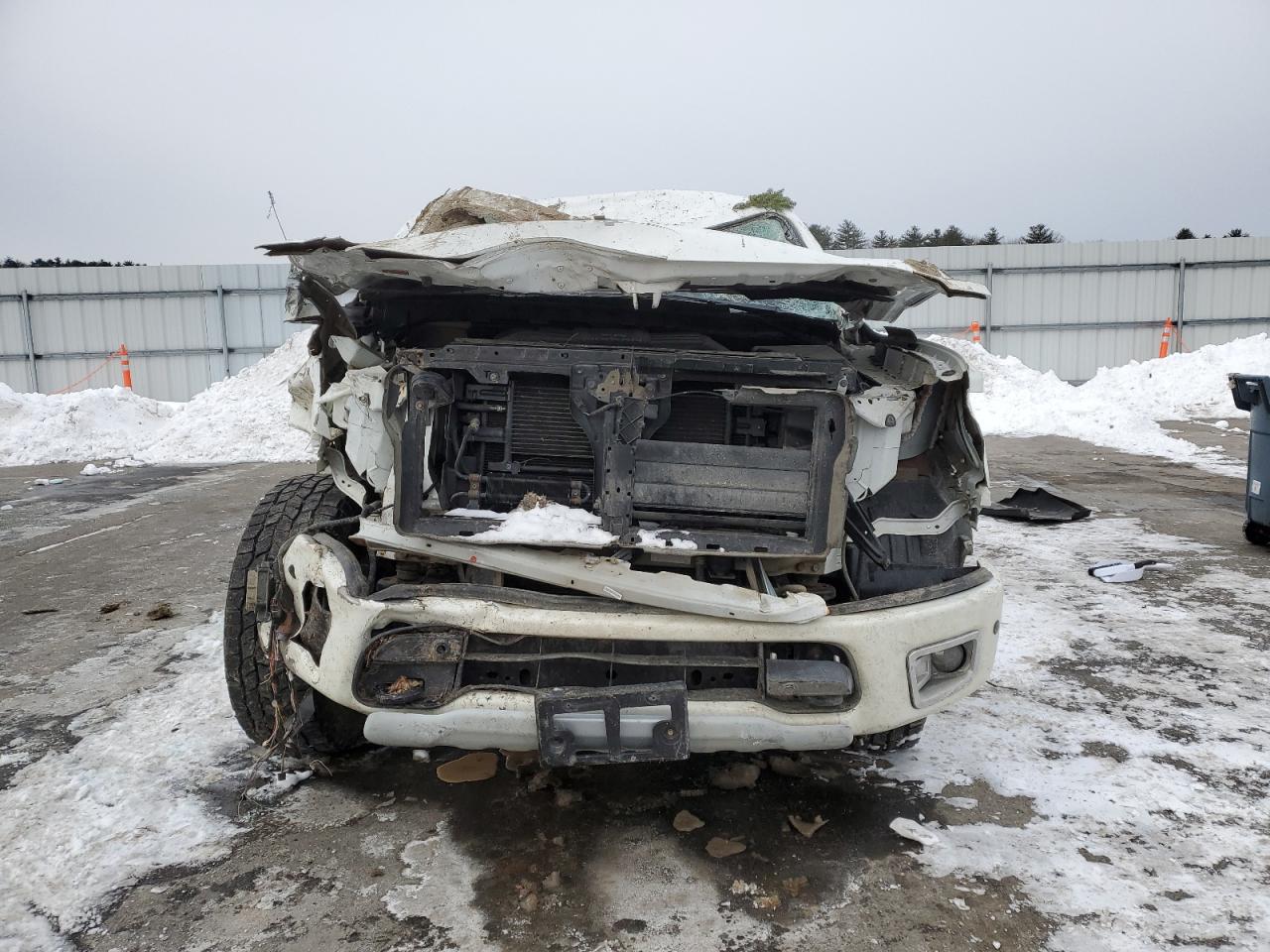 1N6AA1E59KN534807 NISSAN TITAN 2019
