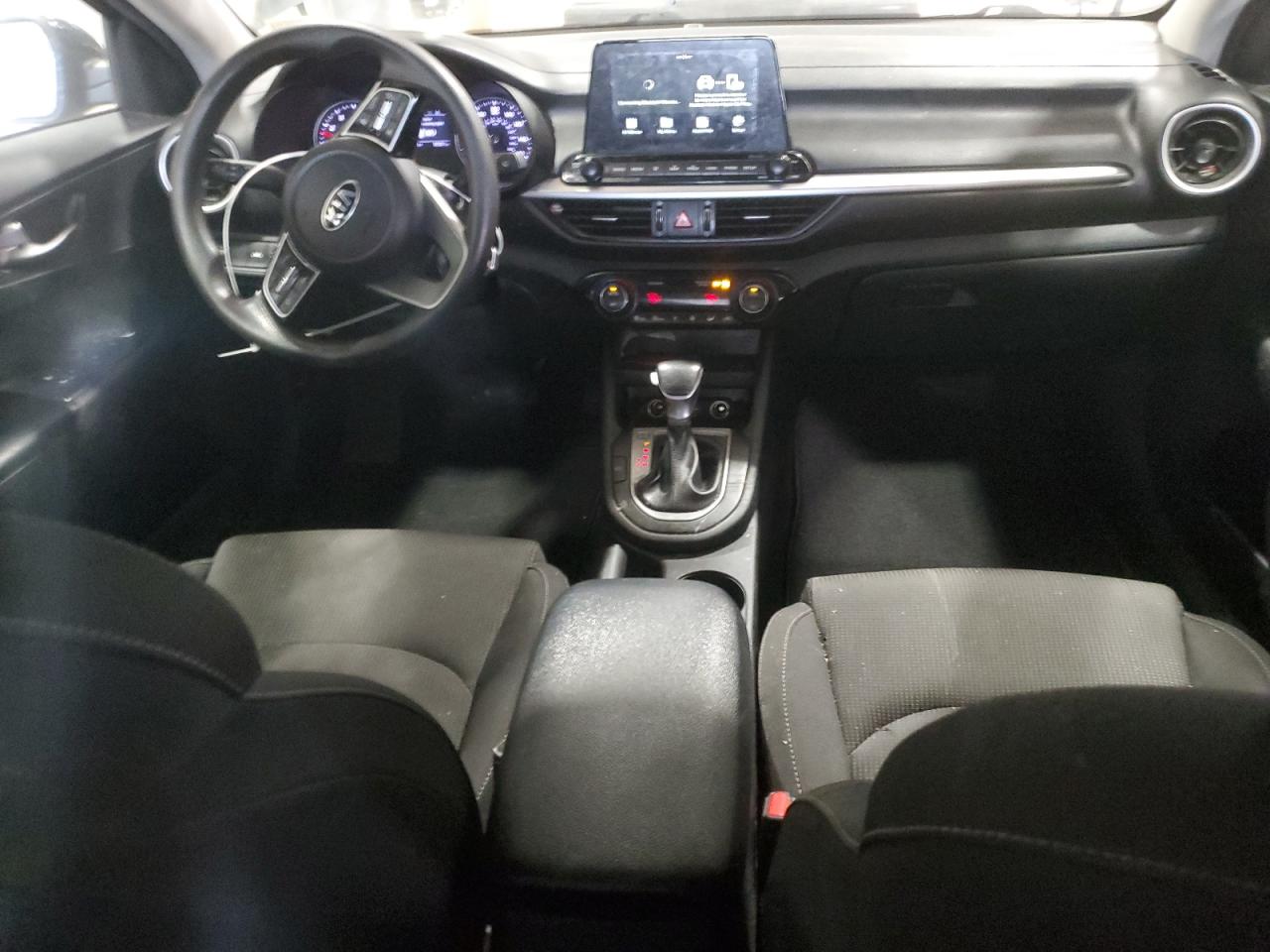 2019 Kia Forte - Image 8