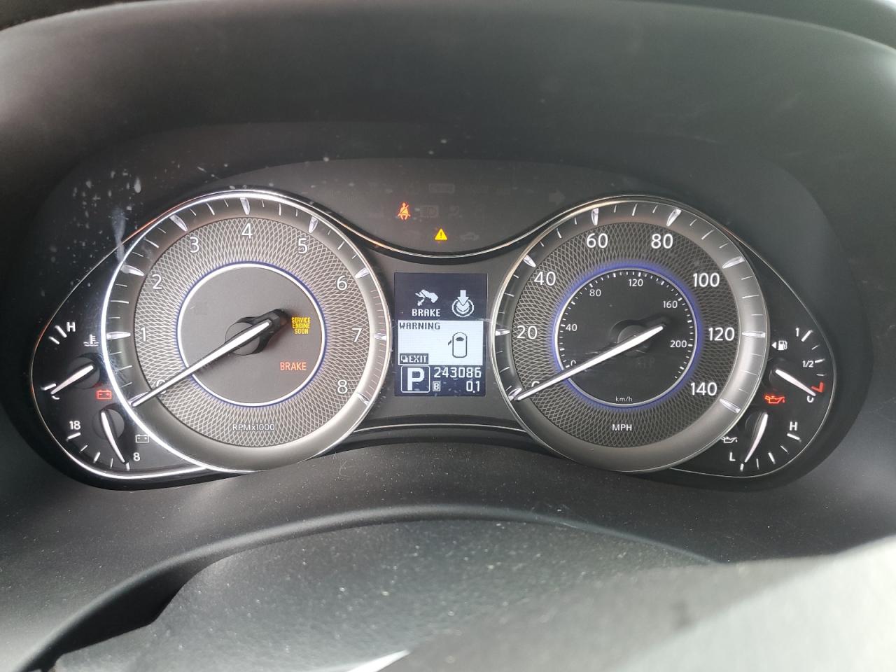 2012 Infiniti QX56 - Image 9