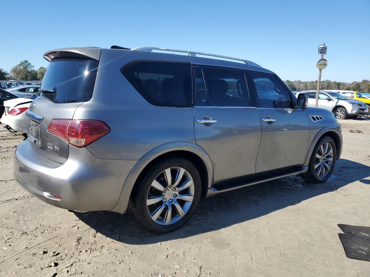 2011 Infiniti QX56 - Image 3
