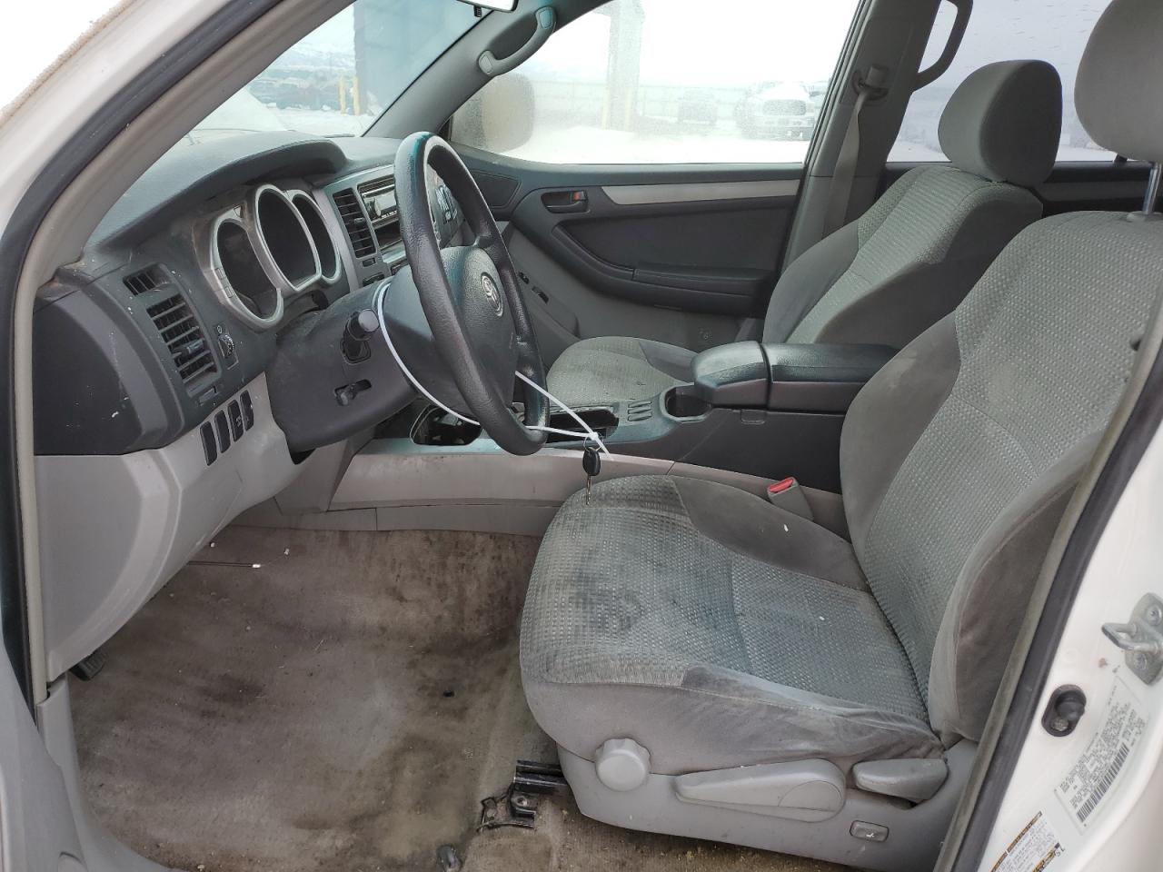 2005 Toyota 4Runner - Image 7