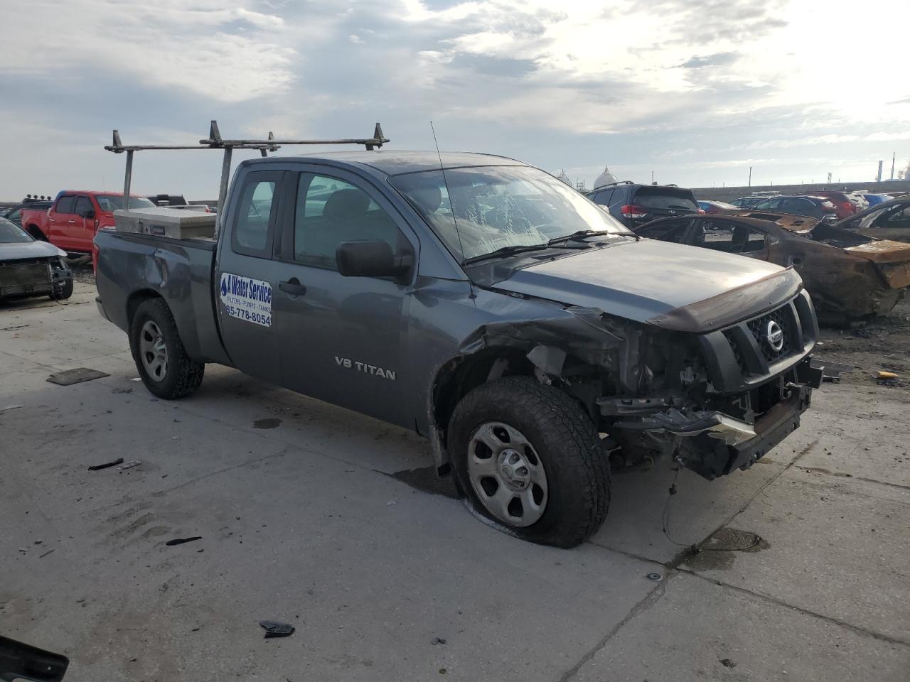 2014 Nissan Titan - Image 4