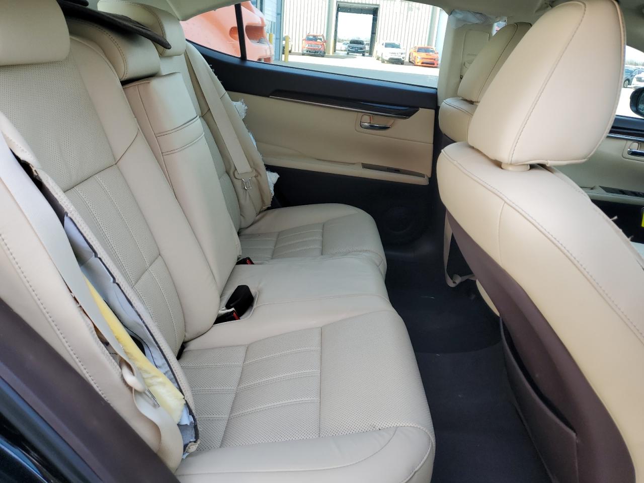 2018 Lexus ES - Image 10
