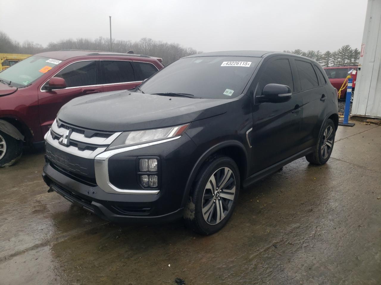 2021 Mitsubishi Outlander - Image 1