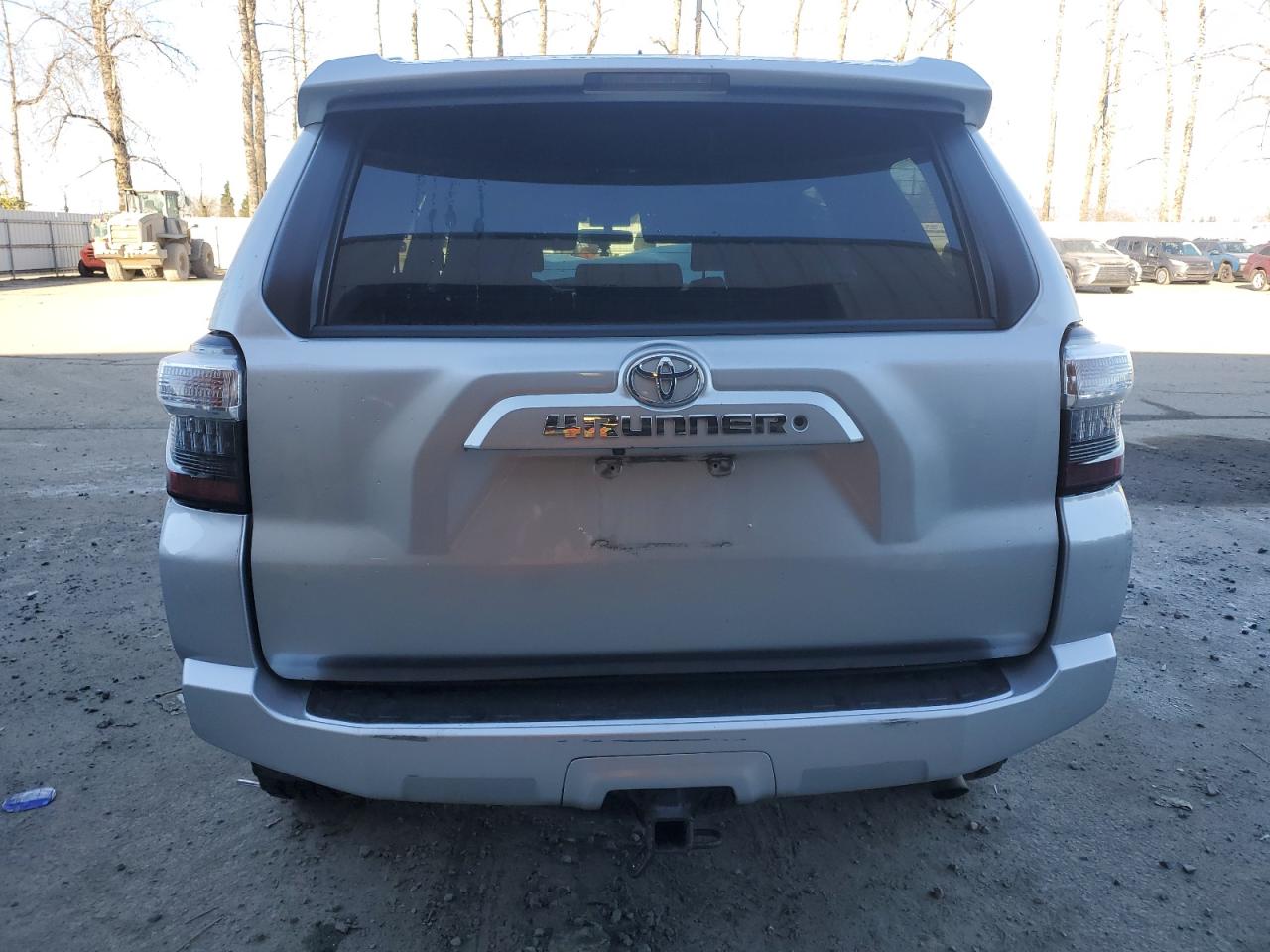 2015 Toyota 4Runner - Image 6