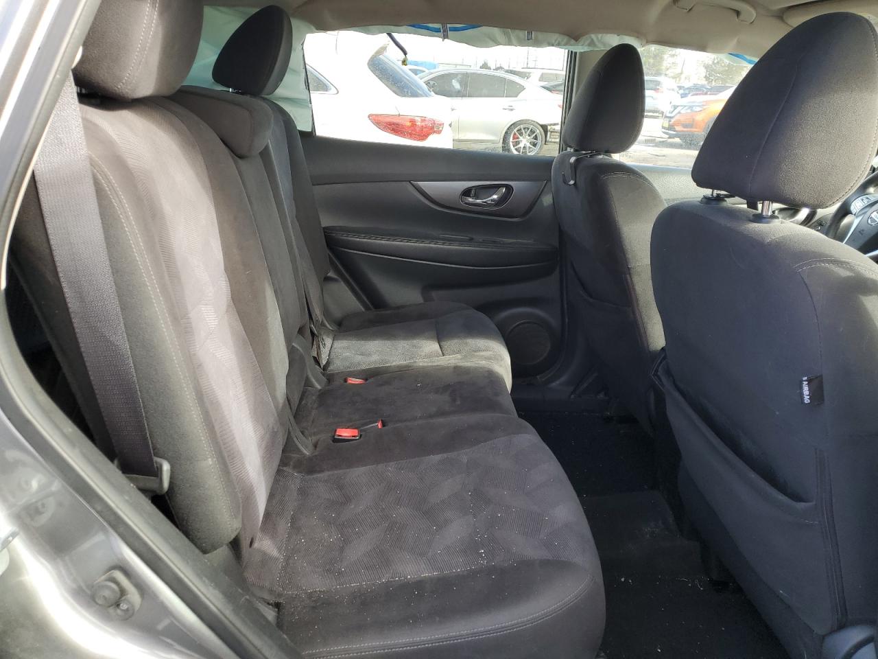 2015 Nissan Rogue - Image 10