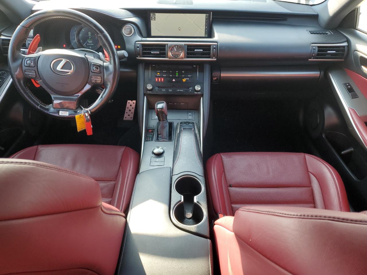 2017 Lexus IS - Image 8