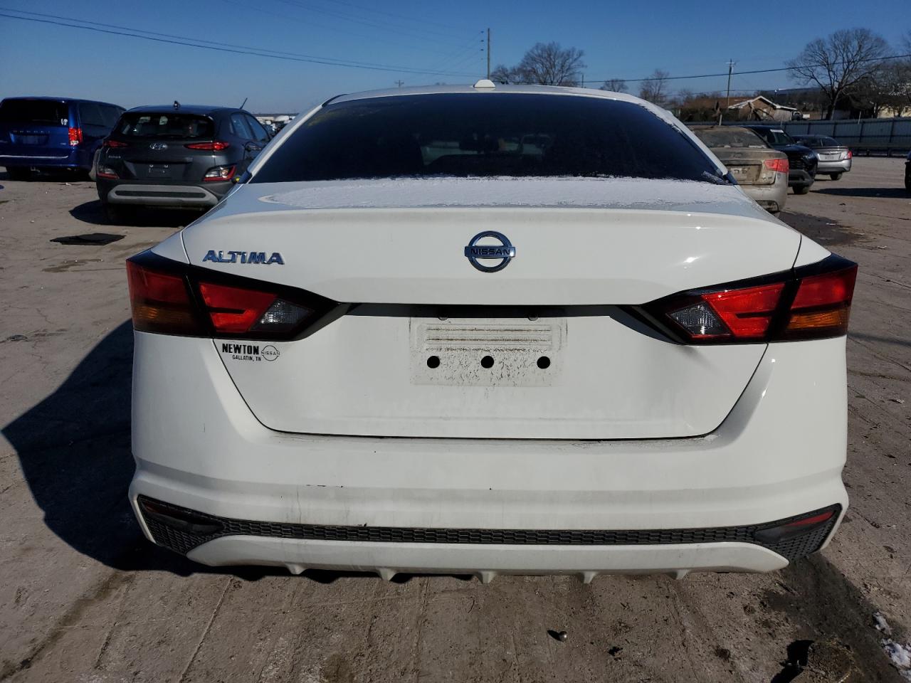 2020 Nissan Altima - Image 6