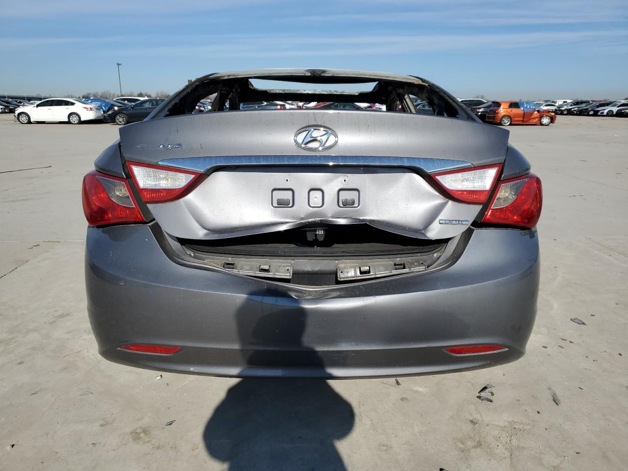 2011 Hyundai Sonata - Image 6