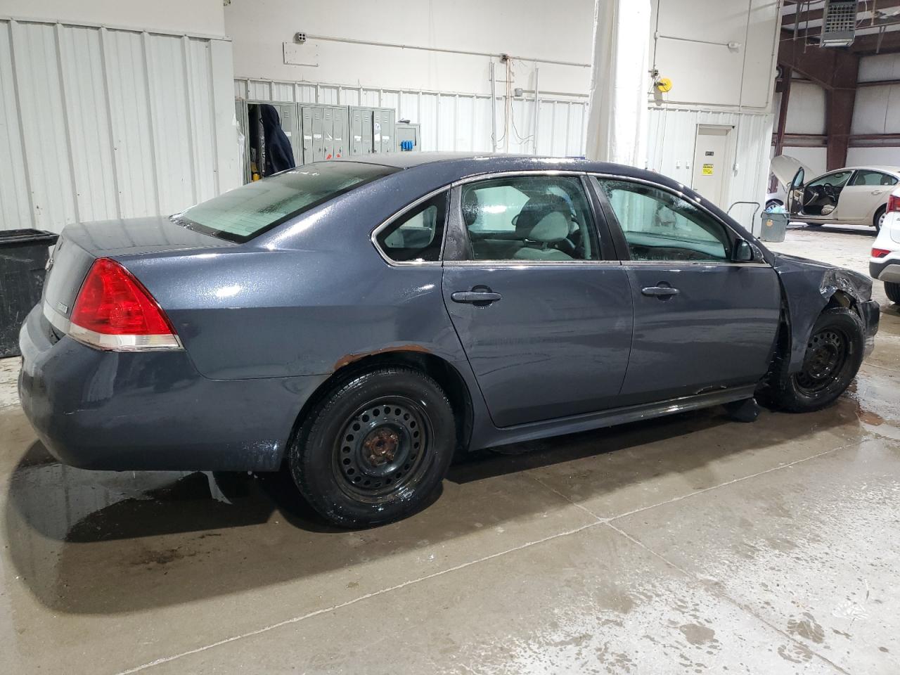 2009 Chevrolet Impala - Image 3