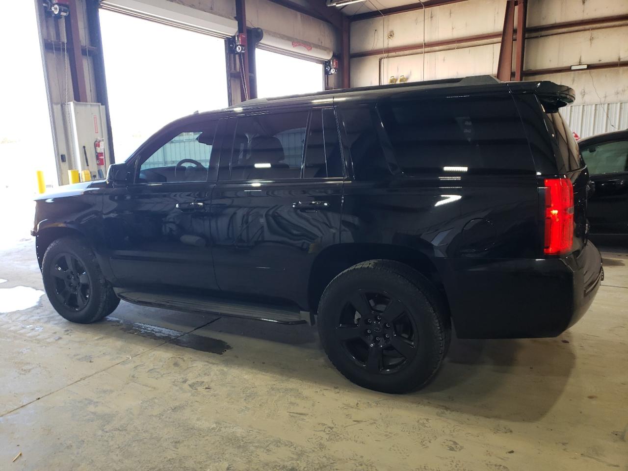 2015 Chevrolet Tahoe - Image 2