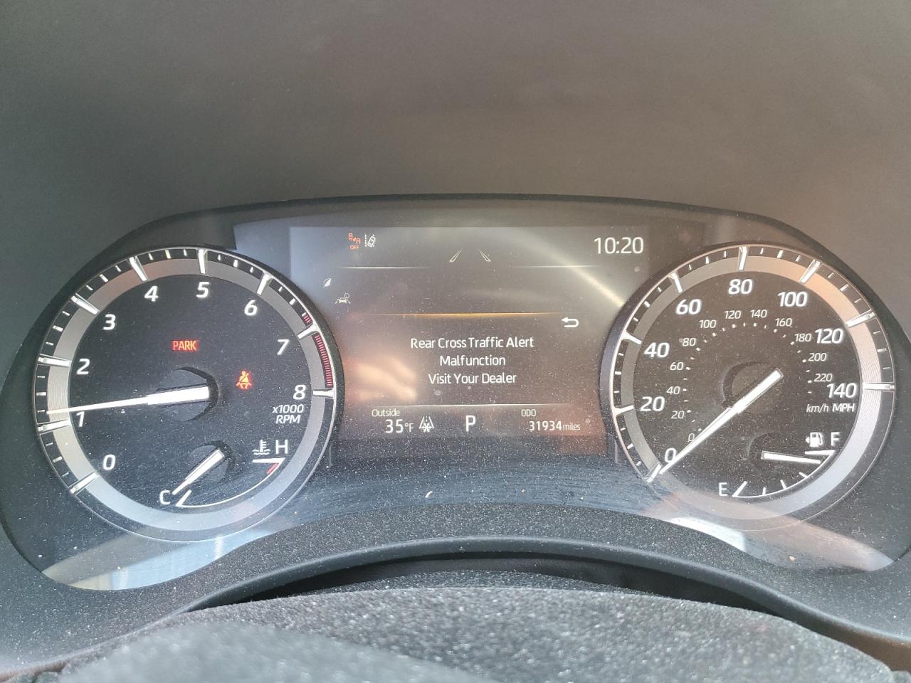 2021 Toyota Highlander - Image 9