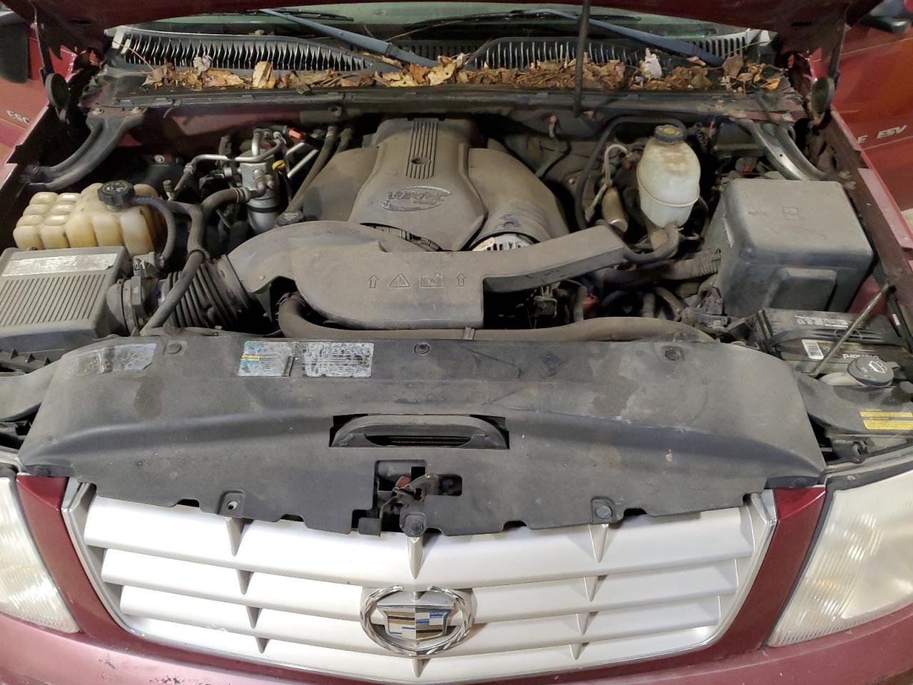 2005 Cadillac Escalade - Image 12