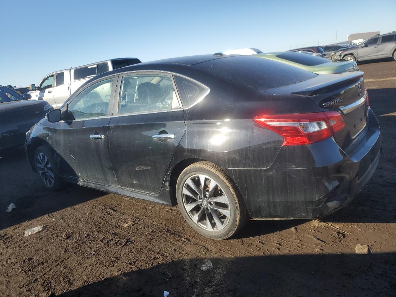 2016 Nissan Sentra - Image 2
