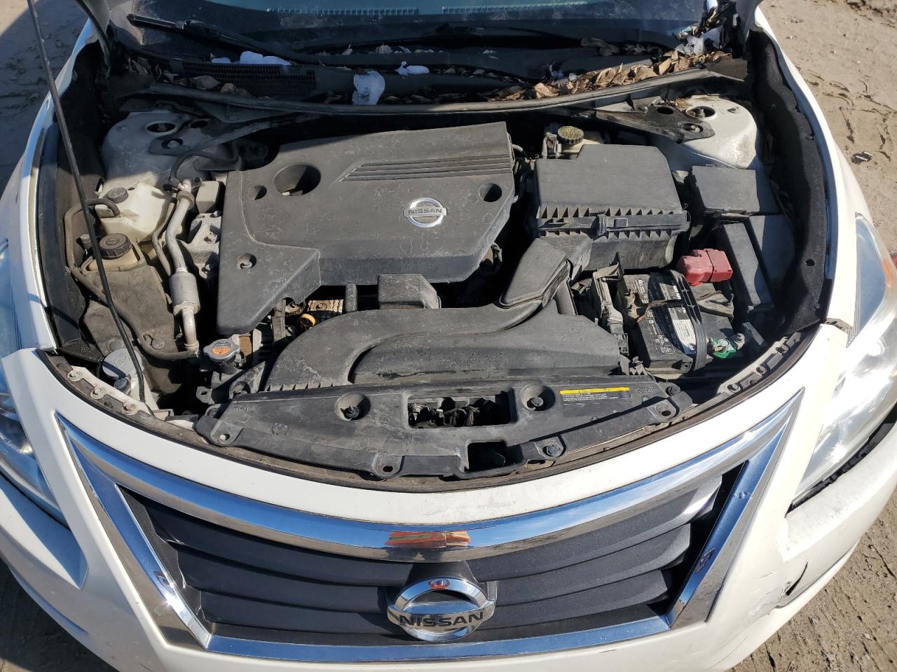 2015 Nissan Altima - Image 11
