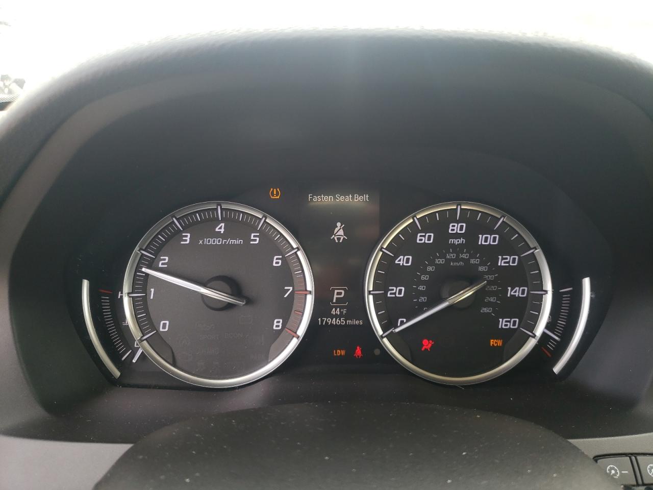 2015 Acura MDX - Image 9