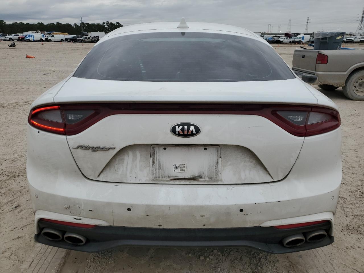 2018 Kia Stinger - Image 6