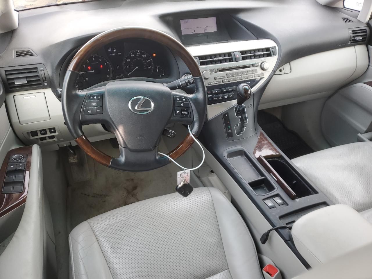 2012 Lexus RX - Image 8