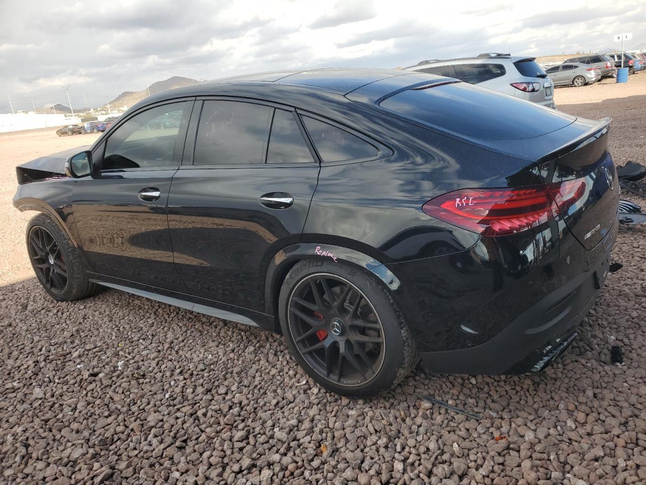 2024 Mercedes-Benz GLE - Image 2