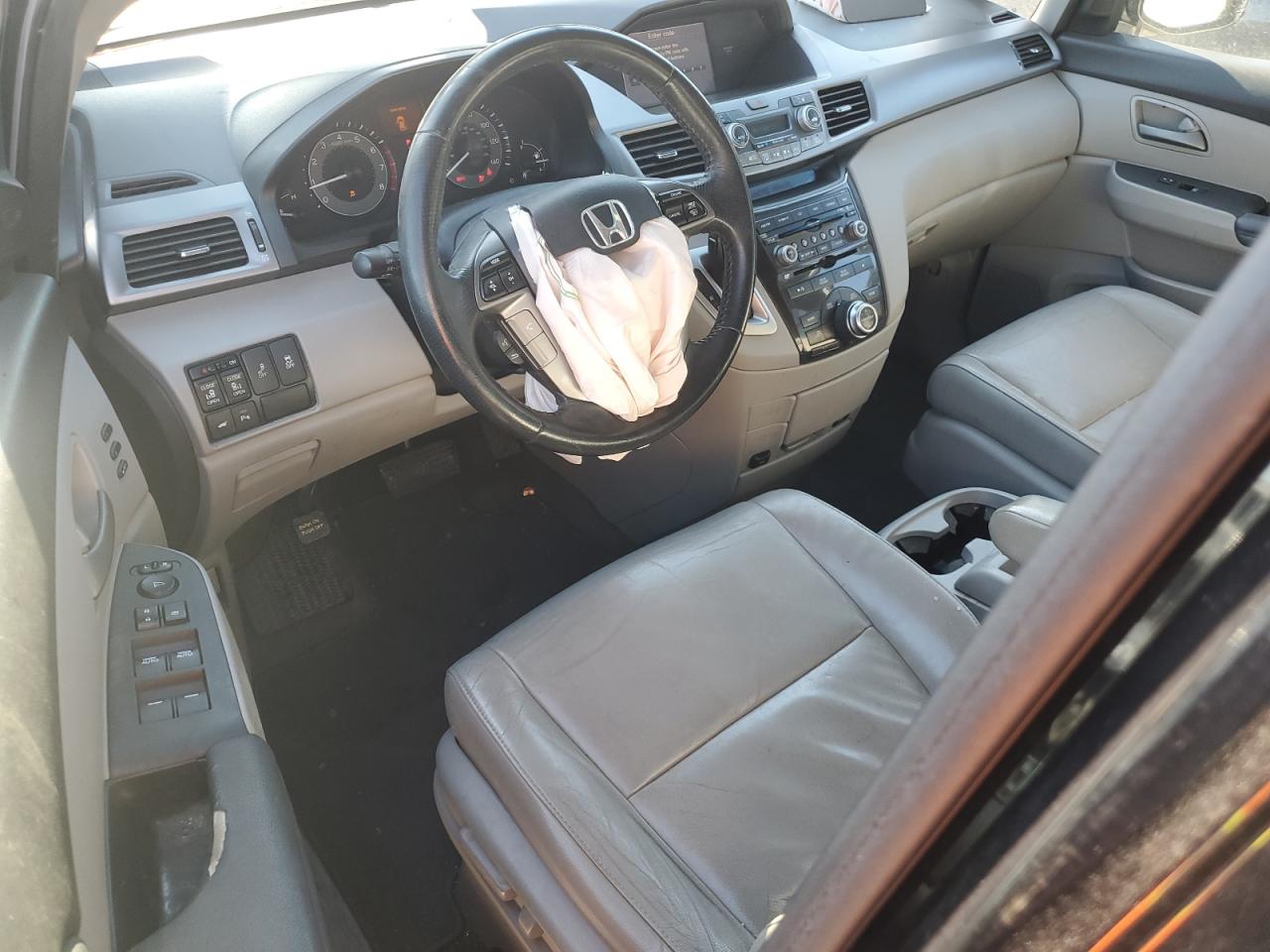 2012 Honda Odyssey - Image 8