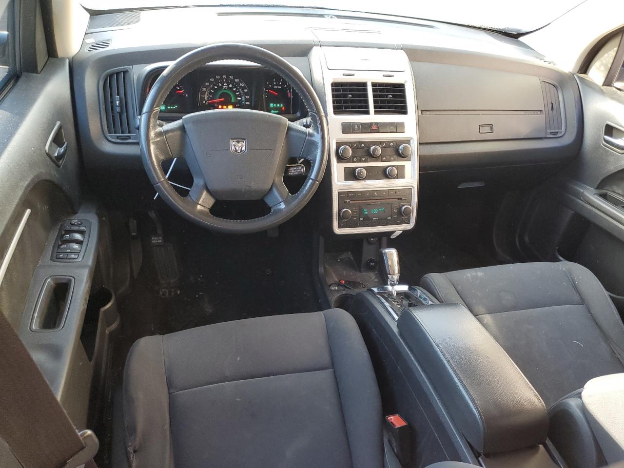 2010 Dodge Journey - Image 8