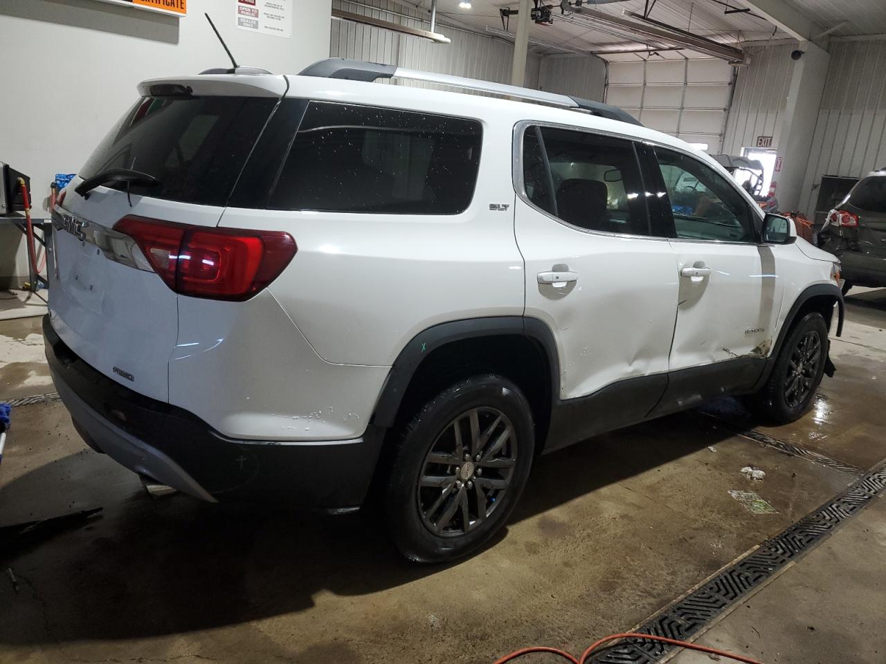 2017 GMC Acadia - Image 3
